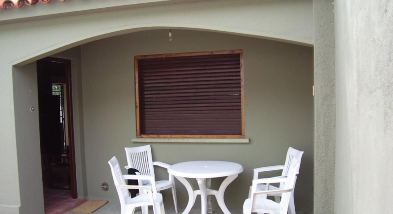 CASA EN PUEBLO NUEVO, 2 DORMITORIOS AL FONDO